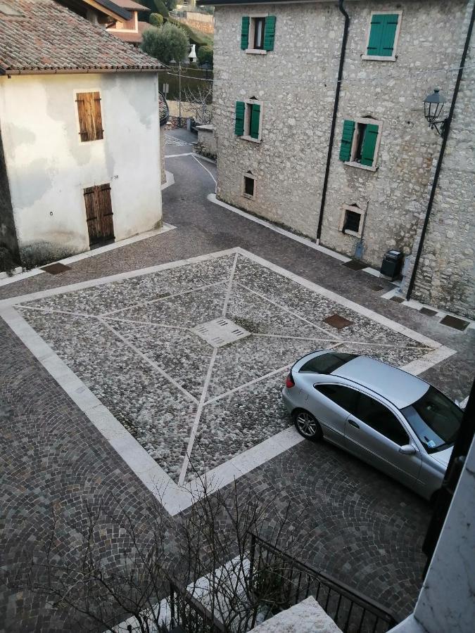 Beb Da Paolo Con Vista Lago San Zeno di Montagna Eksteriør billede