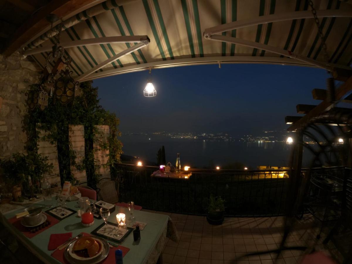 Beb Da Paolo Con Vista Lago San Zeno di Montagna Eksteriør billede