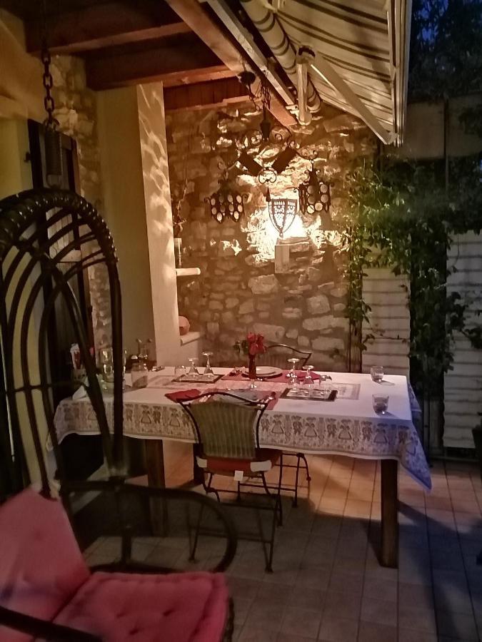 Beb Da Paolo Con Vista Lago San Zeno di Montagna Eksteriør billede
