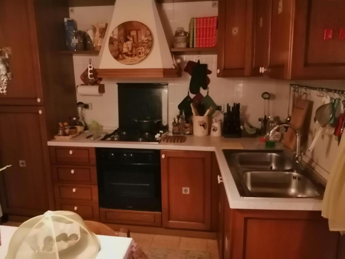 Beb Da Paolo Con Vista Lago San Zeno di Montagna Eksteriør billede