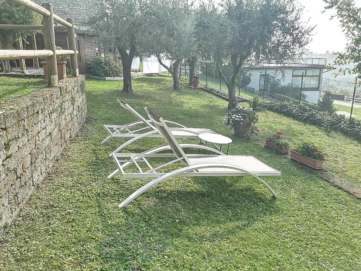 Beb Da Paolo Con Vista Lago San Zeno di Montagna Eksteriør billede