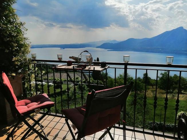 Beb Da Paolo Con Vista Lago San Zeno di Montagna Eksteriør billede